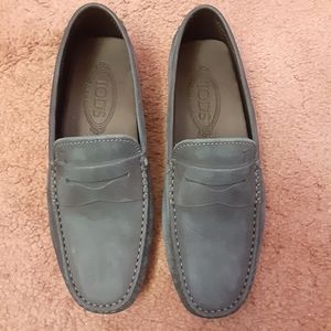 Tod's Men Gommino Suede Moccasin